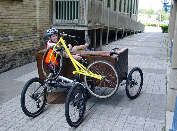 Couchbike at the Button Factory