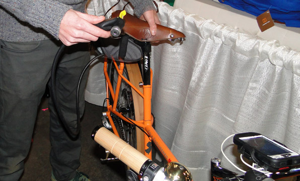 Folk Engineered Seatpost Pump Folk Engineered Seatpost Pump